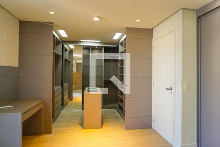 Apartamento à venda com 400m², 3 quartos e 4 vagasSuíte 1