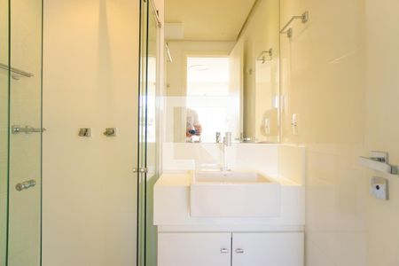 Apartamento à venda com 400m², 3 quartos e 4 vagasBanheiro da Suíte 2