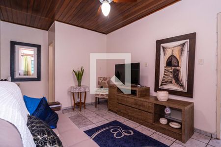 Sala de casa à venda com 5 quartos, 140m² em Rubem Berta, Porto Alegre
