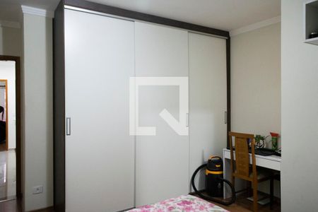 Casa à venda com 180m², 4 quartos e 3 vagasQuarto 3 suite