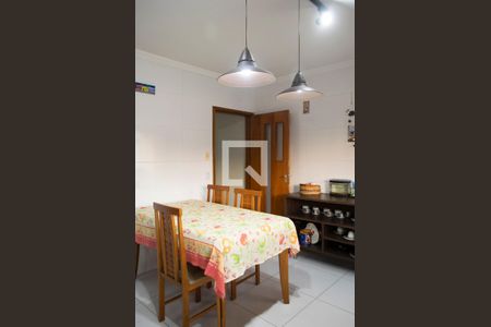 Casa à venda com 180m², 4 quartos e 3 vagasCozinha