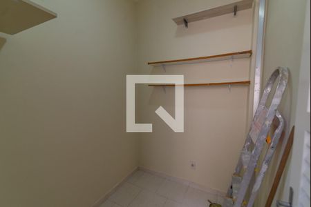 Apartamento à venda com 80m², 2 quartos e sem vagaQuarto de Serviço