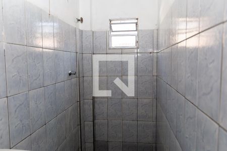 Banheiro de casa para alugar com 1 quarto, 19m² em Canhema, Diadema