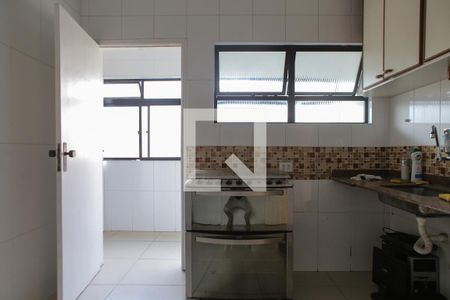 Cozinha de apartamento para alugar com 2 quartos, 110m² em Macuco, Santos