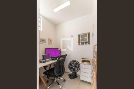 Apartamento para alugar com 100m², 3 quartos e 1 vagaQuarto de Serviço / Escritório 