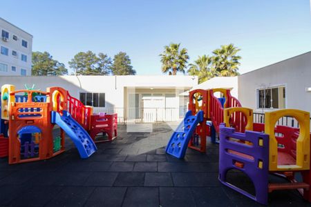 Apartamento à venda com 42m², 2 quartos e 1 vaga Apartamento à venda com 42m², 2 quartos e 1 vagaÁrea Comum - Playground