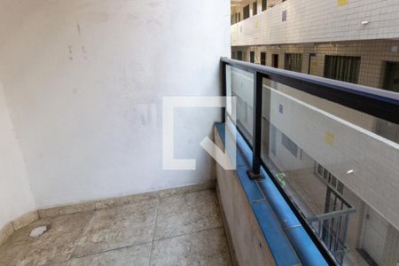 Detalhe da varanda de apartamento para alugar com 1 quarto, 54m² em Canto do Forte, Praia Grande