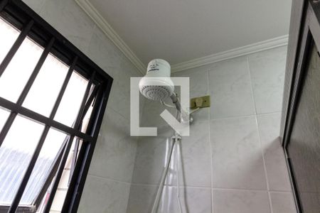 Detalhe do banheiro de apartamento para alugar com 1 quarto, 54m² em Canto do Forte, Praia Grande