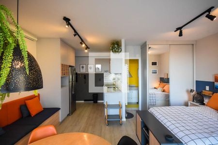 Sala de kitnet/studio para alugar com 1 quarto, 35m² em Real Parque, São Paulo