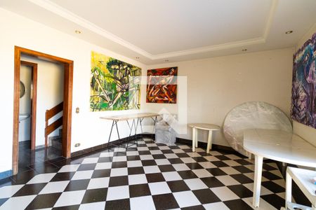 Casa à venda com 330m², 4 quartos e 4 vagas Casa à venda com 330m², 4 quartos e 4 vagasSalão de Festas