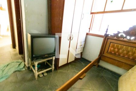 Casa à venda com 330m², 4 quartos e 4 vagas Casa à venda com 330m², 4 quartos e 4 vagasQuarto de Serviço