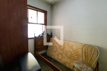 Casa à venda com 330m², 4 quartos e 4 vagas Casa à venda com 330m², 4 quartos e 4 vagasQuarto de Serviço