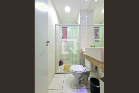 Apartamento à venda com 56m², 3 quartos e 1 vaga Apartamento à venda com 56m², 3 quartos e 1 vagaBanheiro Social