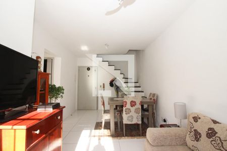 Sala de apartamento à venda com 2 quartos, 90m² em Santana, Porto Alegre