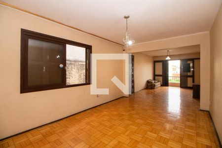 Sala de casa à venda com 6 quartos, 265m² em Jardim São Pedro, Porto Alegre