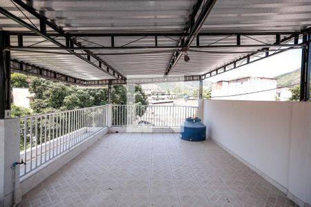 Casa para alugar com 70m², 2 quartos e sem vaga Casa para alugar com 70m², 2 quartos e sem vagaTerraço