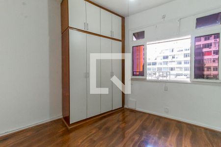 Apartamento à venda com 28m², 1 quarto e sem vagaSala/Quarto