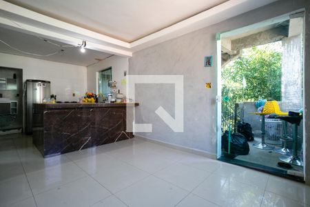 Sala de casa para alugar com 4 quartos, 80m² em Vila Continental, São Paulo