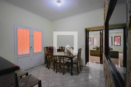 Casa à venda com 350m², 4 quartos e 3 vagasCopa