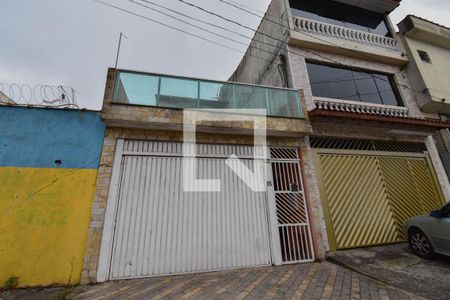 Casa à venda com 350m², 4 quartos e 3 vagasFachada