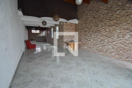 Casa à venda com 350m², 4 quartos e 3 vagasSalao de Festa