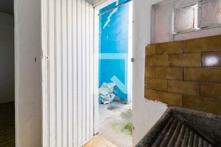 Casa para alugar com 50m², 1 quarto e sem vagaÁrea de Serviço