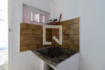 Casa para alugar com 50m², 1 quarto e sem vagaÁrea de Serviço