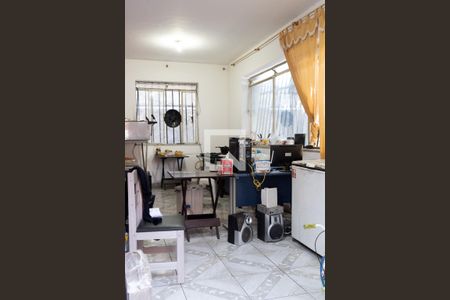 Casa à venda com 234m², 3 quartos e 4 vagasEntrada - sala