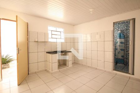 Sala/Cozinha de casa para alugar com 1 quarto, 45m² em Vila Cavaton, São Paulo
