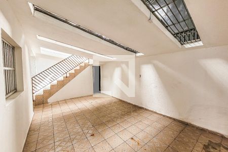 Casa à venda com 380m², 3 quartos e 4 vagas Casa à venda com 380m², 3 quartos e 4 vagasÁrea Externa