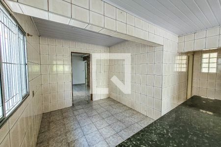 Casa à venda com 380m², 3 quartos e 4 vagas Casa à venda com 380m², 3 quartos e 4 vagasCozinha