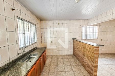 Casa à venda com 380m², 3 quartos e 4 vagas Casa à venda com 380m², 3 quartos e 4 vagasCozinha