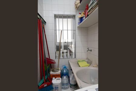 Casa à venda com 180m², 3 quartos e 2 vagas Casa à venda com 180m², 3 quartos e 2 vagasÁrea de Serviço