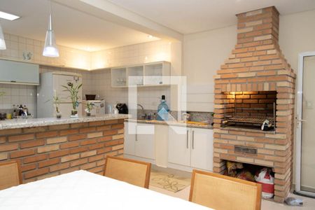 Salas e cozinha de casa à venda com 3 quartos, 180m² em Rudge Ramos, São Bernardo do Campo
