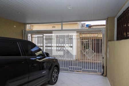 Casa à venda com 180m², 3 quartos e 2 vagas Casa à venda com 180m², 3 quartos e 2 vagasGaragem
