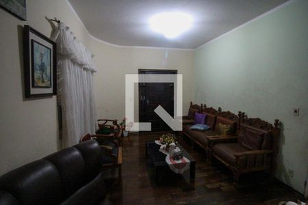 Sala de Estar de casa para alugar com 5 quartos, 600m² em Vila Carrão, São Paulo