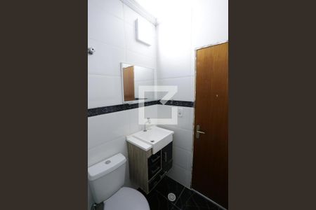 Casa à venda com 180m², 3 quartos e 2 vagasBanheiro da Suíte