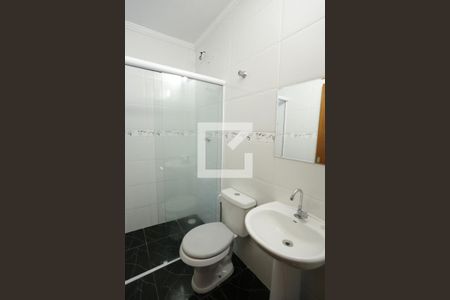 Casa à venda com 180m², 3 quartos e 2 vagasBanheiro 