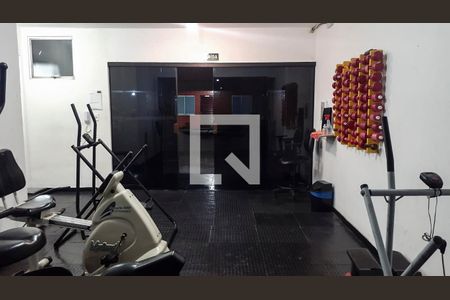 Apartamento à venda com 70m², 2 quartos e 1 vaga Apartamento à venda com 70m², 2 quartos e 1 vagaAcademia