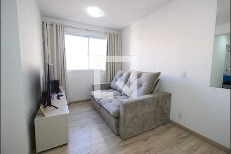 Sala de apartamento para alugar com 2 quartos, 41m² em Cambuci, São Paulo