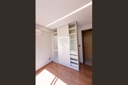 Apartamento para alugar com 65m², 2 quartos e 2 vagasSuíte 1