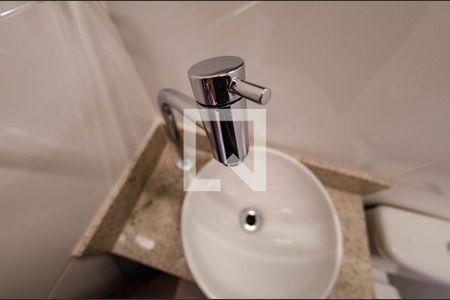Lavabo de apartamento para alugar com 2 quartos, 65m² em Gutierrez, Belo Horizonte