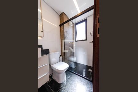 Apartamento para alugar com 65m², 2 quartos e 2 vagasBanheiro da suíte 1
