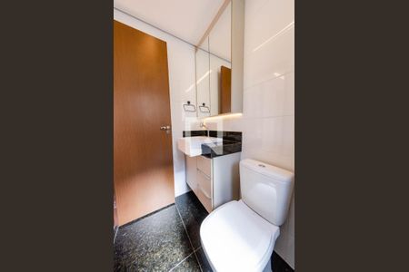 Apartamento para alugar com 65m², 2 quartos e 2 vagasBanheiro da suíte 1