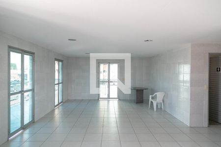 Apartamento para alugar com 65m², 2 quartos e 1 vaga Apartamento para alugar com 65m², 2 quartos e 1 vagaÁrea comum - Salão de festas