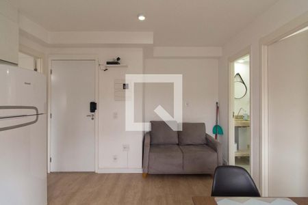 Sala e cozinha de apartamento para alugar com 2 quartos, 34m² em Sé, São Paulo