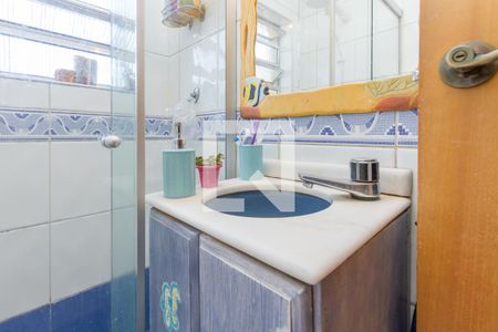 Casa à venda com 230m², 5 quartos e 2 vagas Casa à venda com 230m², 5 quartos e 2 vagasBanheiro