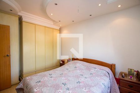 Casa à venda com 230m², 5 quartos e 2 vagas Casa à venda com 230m², 5 quartos e 2 vagasSuíte