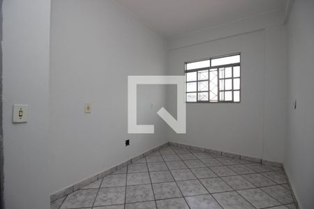 Quarto 1 de kitnet/studio para alugar com 2 quartos, 45m² em Guará Ii, Brasília