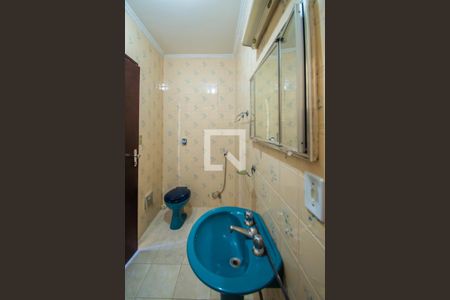 Casa à venda com 340m², 4 quartos e 4 vagas Casa à venda com 340m², 4 quartos e 4 vagasBanheiro da Suíte